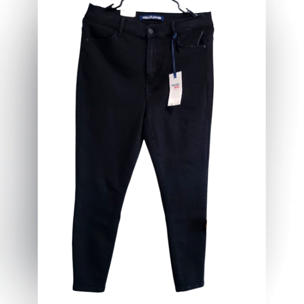 Wallflower Black Skinny Jeans Size 13/31